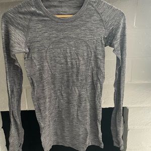 Lululemon long sleeve